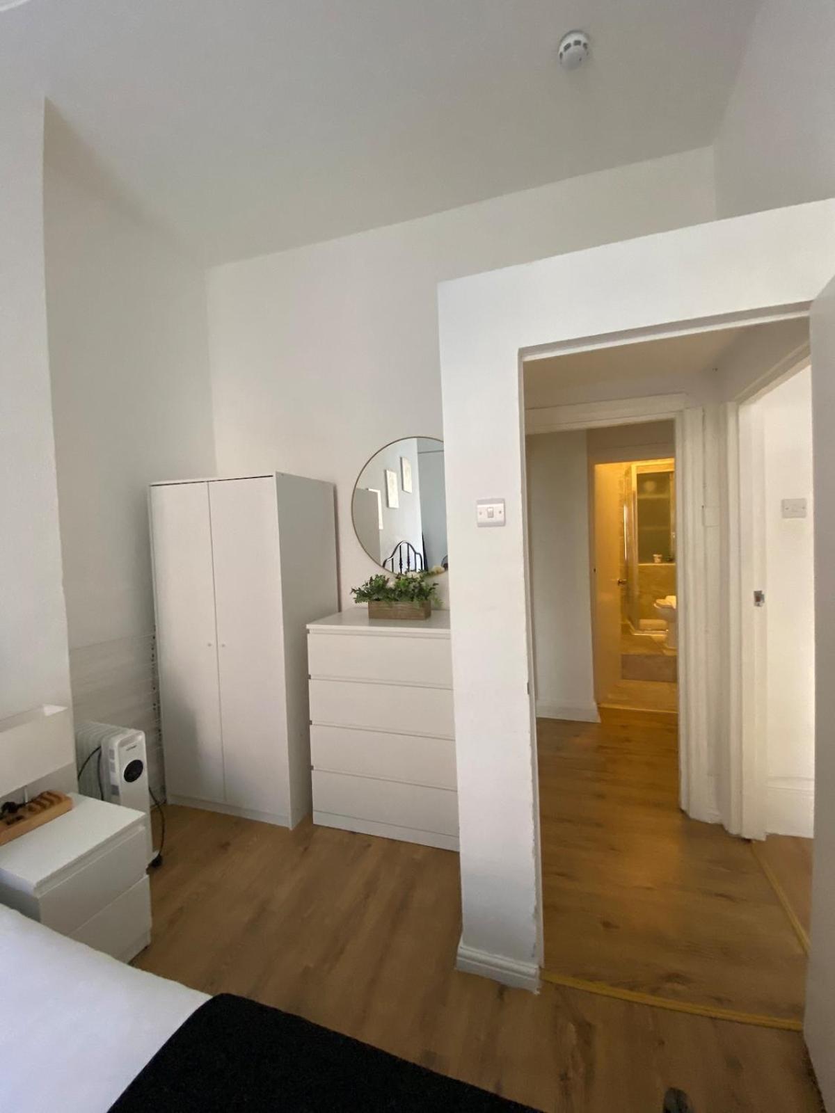 Stay In The Heart Of Soho London Exterior photo